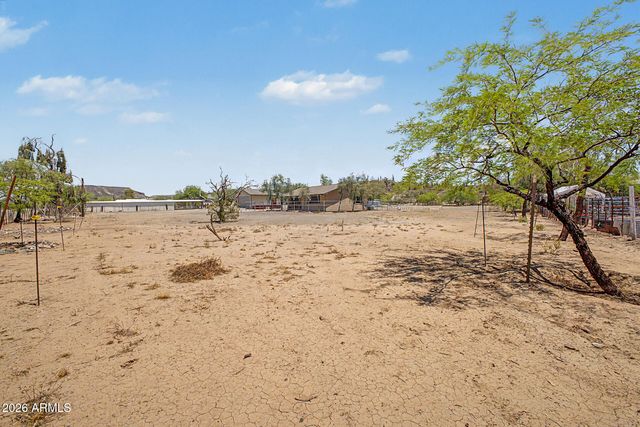 49631 N 27TH Avenue, New River, AZ 85087
