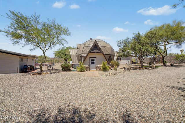 49631 N 27TH Avenue, New River, AZ 85087