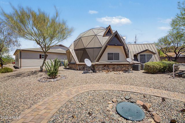 49631 N 27TH Avenue, New River, AZ 85087