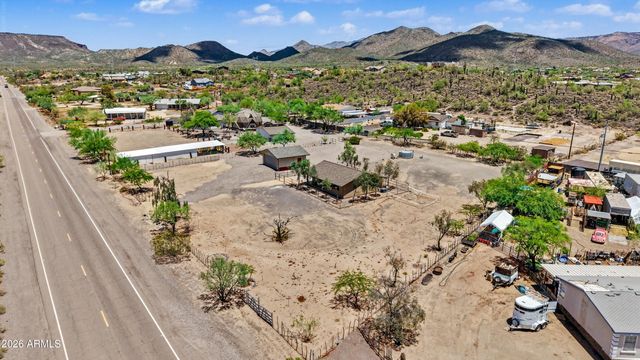49631 N 27TH Avenue, New River, AZ 85087