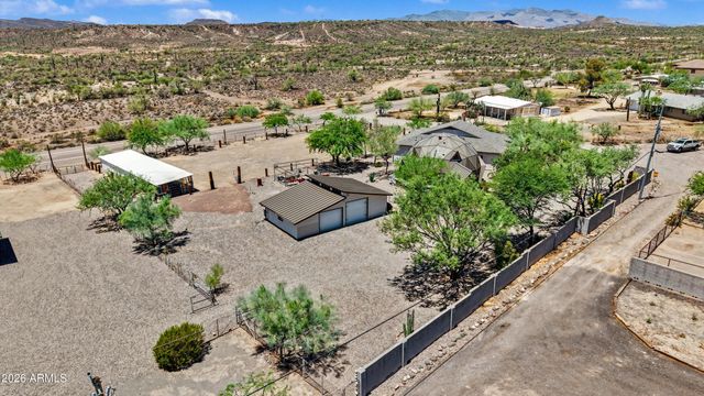 49631 N 27TH Avenue, New River, AZ 85087