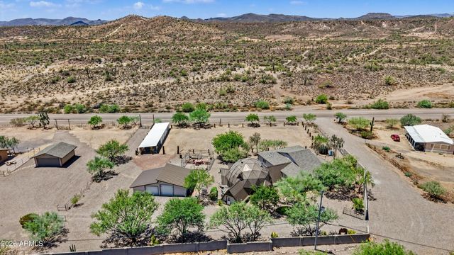 49631 N 27TH Avenue, New River, AZ 85087