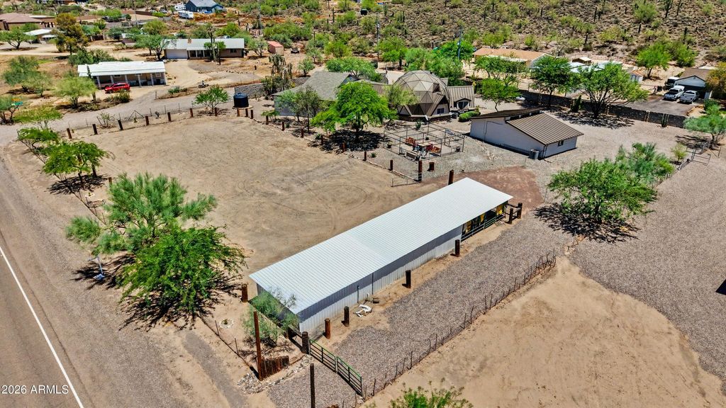 49631 N 27TH Avenue, New River, AZ 85087 — photo 2