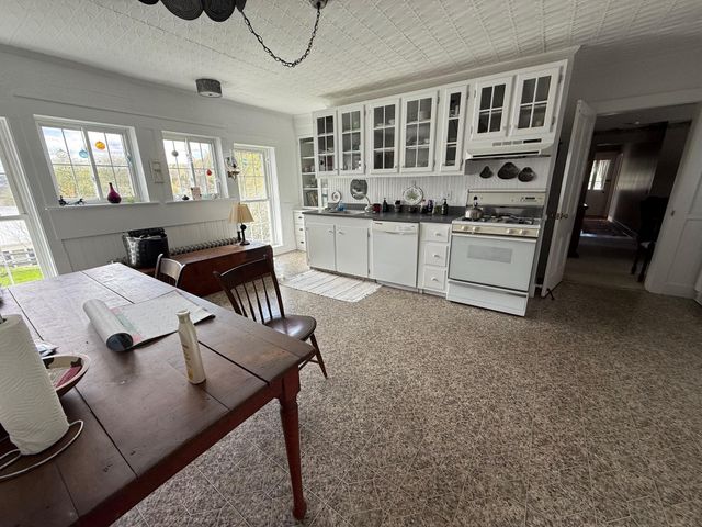 374 Corinth-Topsham Road, Topsham, VT 05076