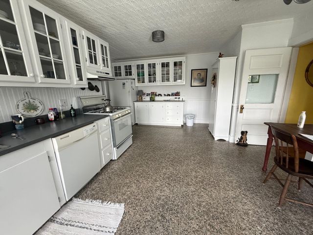 374 Corinth-Topsham Road, Topsham, VT 05076