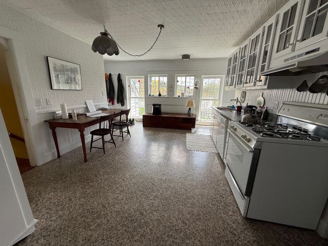 374 Corinth-Topsham Road, Topsham, VT 05076