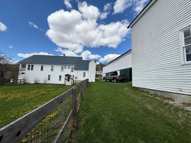 374 Corinth-Topsham Road, Topsham, VT 05076