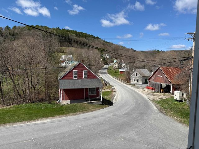 374 Corinth-Topsham Road, Topsham, VT 05076