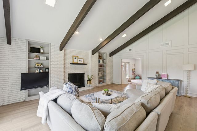 6921 Mill Falls Drive, Dallas, TX 75248