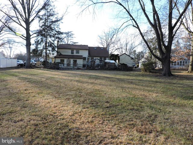 55 CHESTNUT DR, Richboro, PA 18954