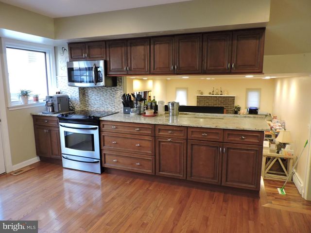 55 CHESTNUT DR, Richboro, PA 18954