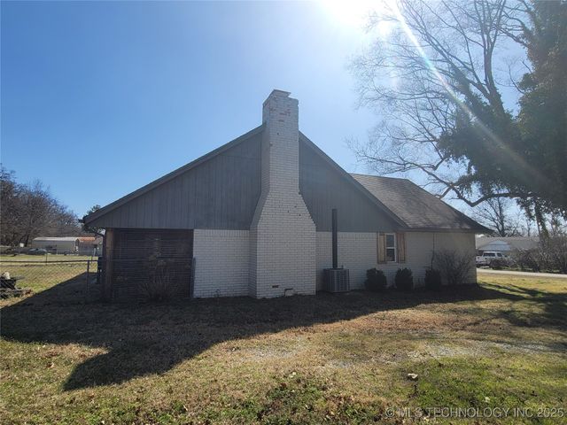 114245 S 4172 Road, Checotah, OK 74426