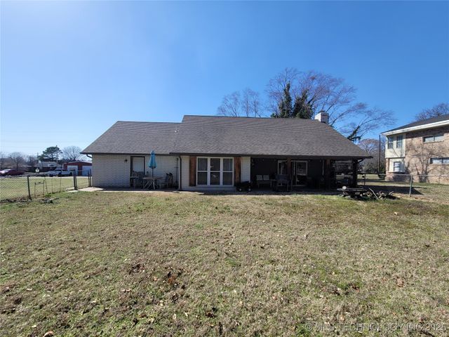 114245 S 4172 Road, Checotah, OK 74426