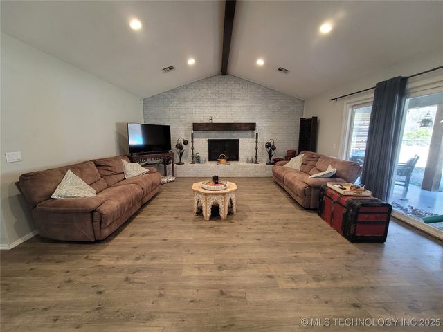 114245 S 4172 Road, Checotah, OK 74426