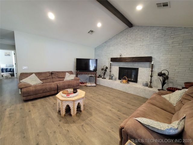 114245 S 4172 Road, Checotah, OK 74426