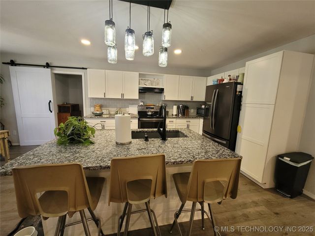 114245 S 4172 Road, Checotah, OK 74426