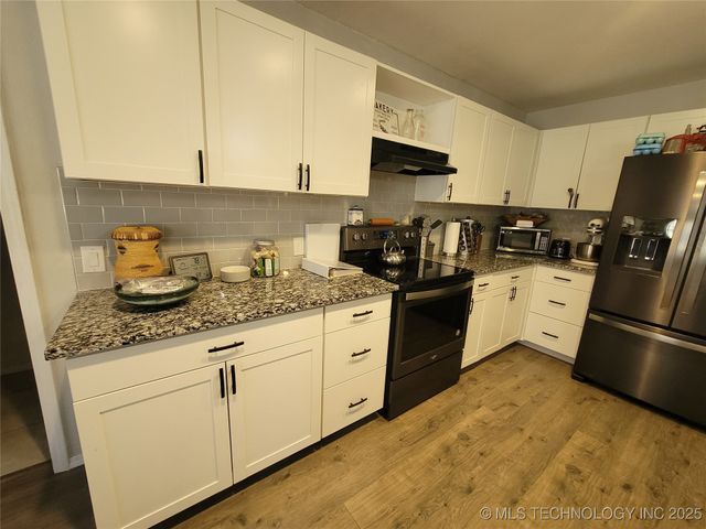 114245 S 4172 Road, Checotah, OK 74426