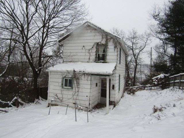 712 7th St, Oakmont, PA 15139