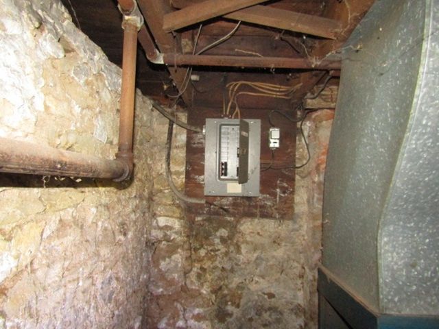 712 7th St, Oakmont, PA 15139