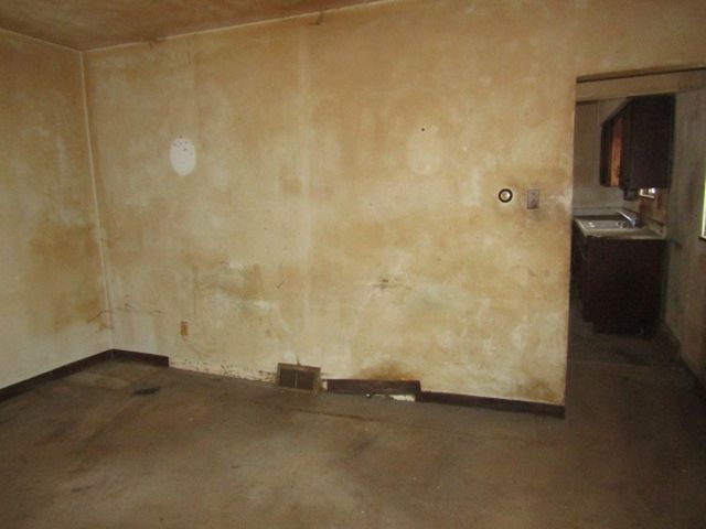 712 7th St, Oakmont, PA 15139