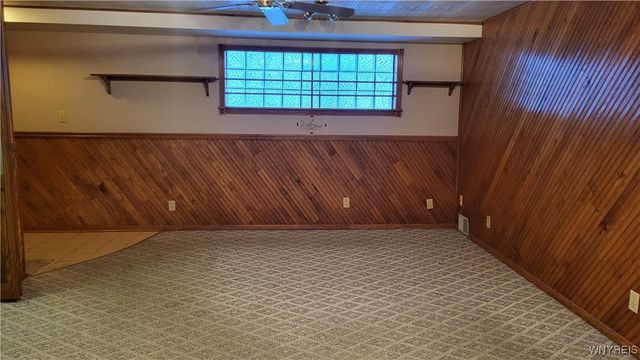 1185 Mineral Springs Road, West Seneca, NY 14224