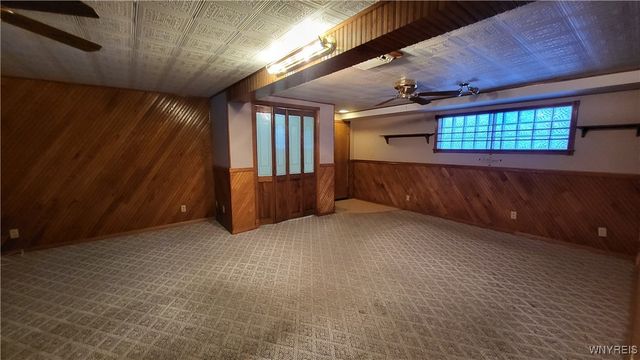 1185 Mineral Springs Road, West Seneca, NY 14224