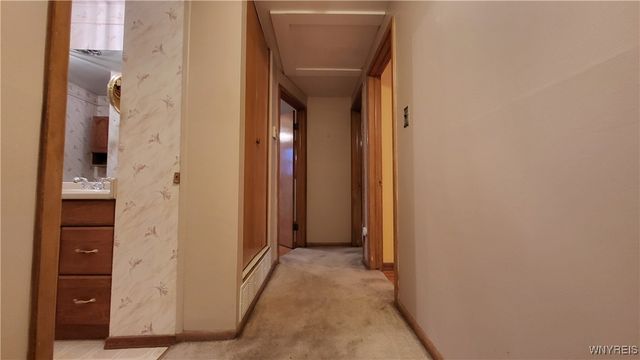 1185 Mineral Springs Road, West Seneca, NY 14224