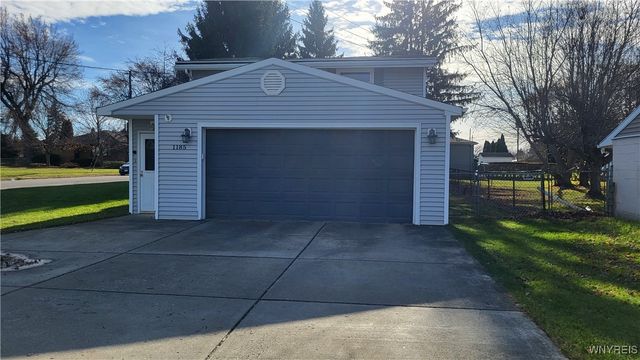 1185 Mineral Springs Road, West Seneca, NY 14224