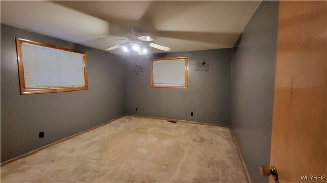 1185 Mineral Springs Road, West Seneca, NY 14224