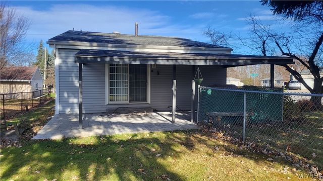 1185 Mineral Springs Road, West Seneca, NY 14224