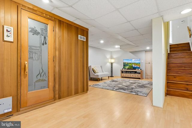 112 KINGSLAND CIR, South Brunswick, NJ 08852