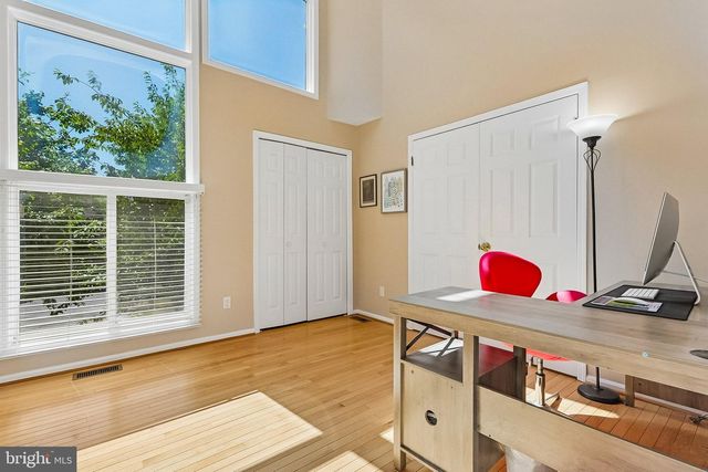112 KINGSLAND CIR, South Brunswick, NJ 08852