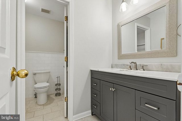 112 KINGSLAND CIR, South Brunswick, NJ 08852