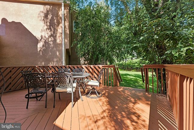 112 KINGSLAND CIR, South Brunswick, NJ 08852