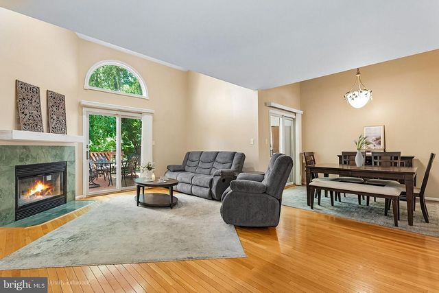 112 KINGSLAND CIR, South Brunswick, NJ 08852
