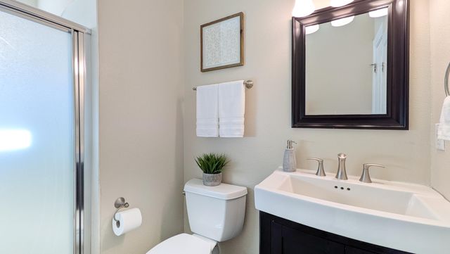 11216 Los Lagos NE, Albuquerque, NM 87111