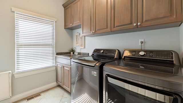 11216 Los Lagos NE, Albuquerque, NM 87111