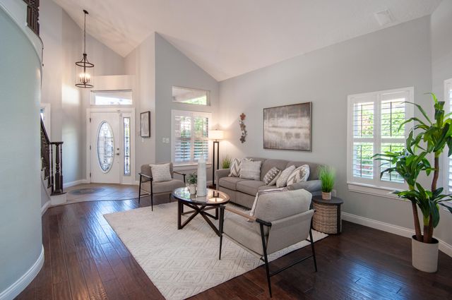 11216 Los Lagos NE, Albuquerque, NM 87111