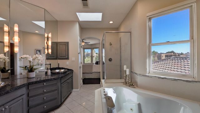 11216 Los Lagos NE, Albuquerque, NM 87111