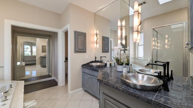 11216 Los Lagos NE, Albuquerque, NM 87111