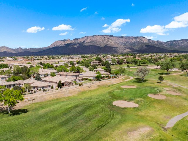 11216 Los Lagos NE, Albuquerque, NM 87111