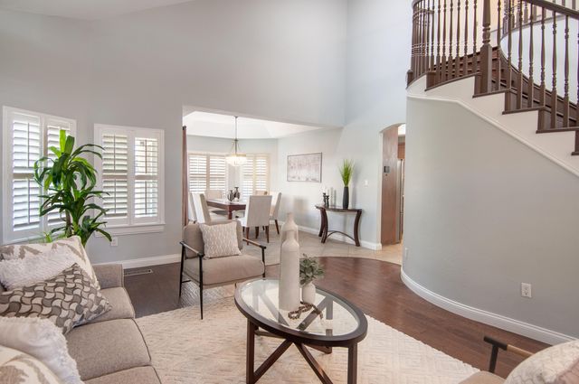 11216 Los Lagos NE, Albuquerque, NM 87111