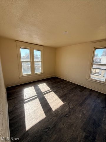 1317 Plum Street, Steubenville, OH 43952