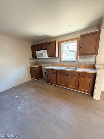 1317 Plum Street, Steubenville, OH 43952