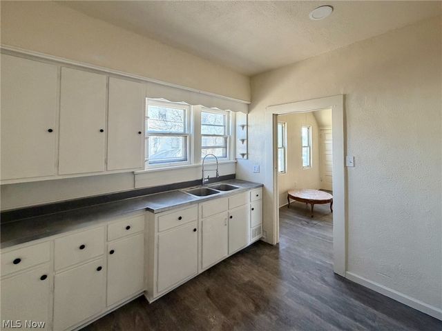 1317 Plum Street, Steubenville, OH 43952