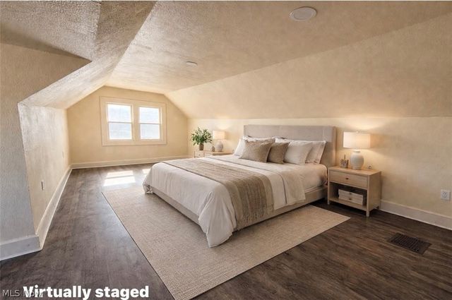 1317 Plum Street, Steubenville, OH 43952