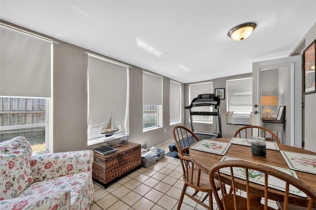 6194 28TH AVENUE N, St Petersburg, FL 33710