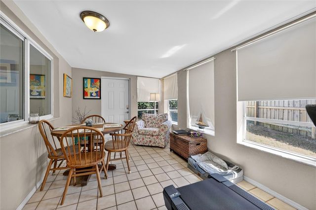 6194 28TH AVENUE N, St Petersburg, FL 33710