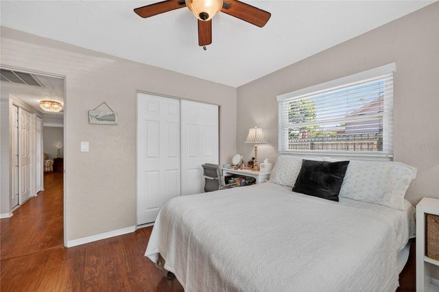 6194 28TH AVENUE N, St Petersburg, FL 33710