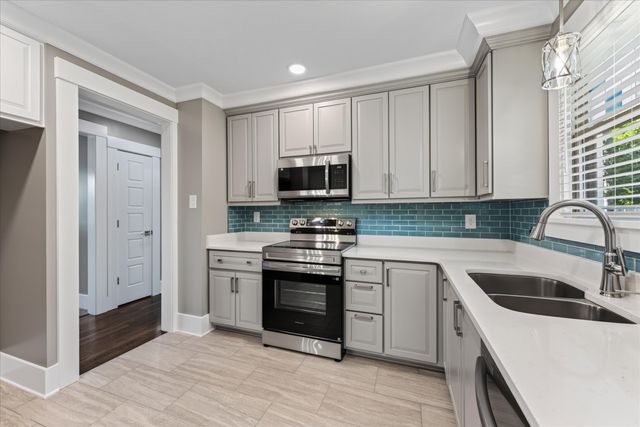 324 Willow Hts, Clarksville, TN 37040